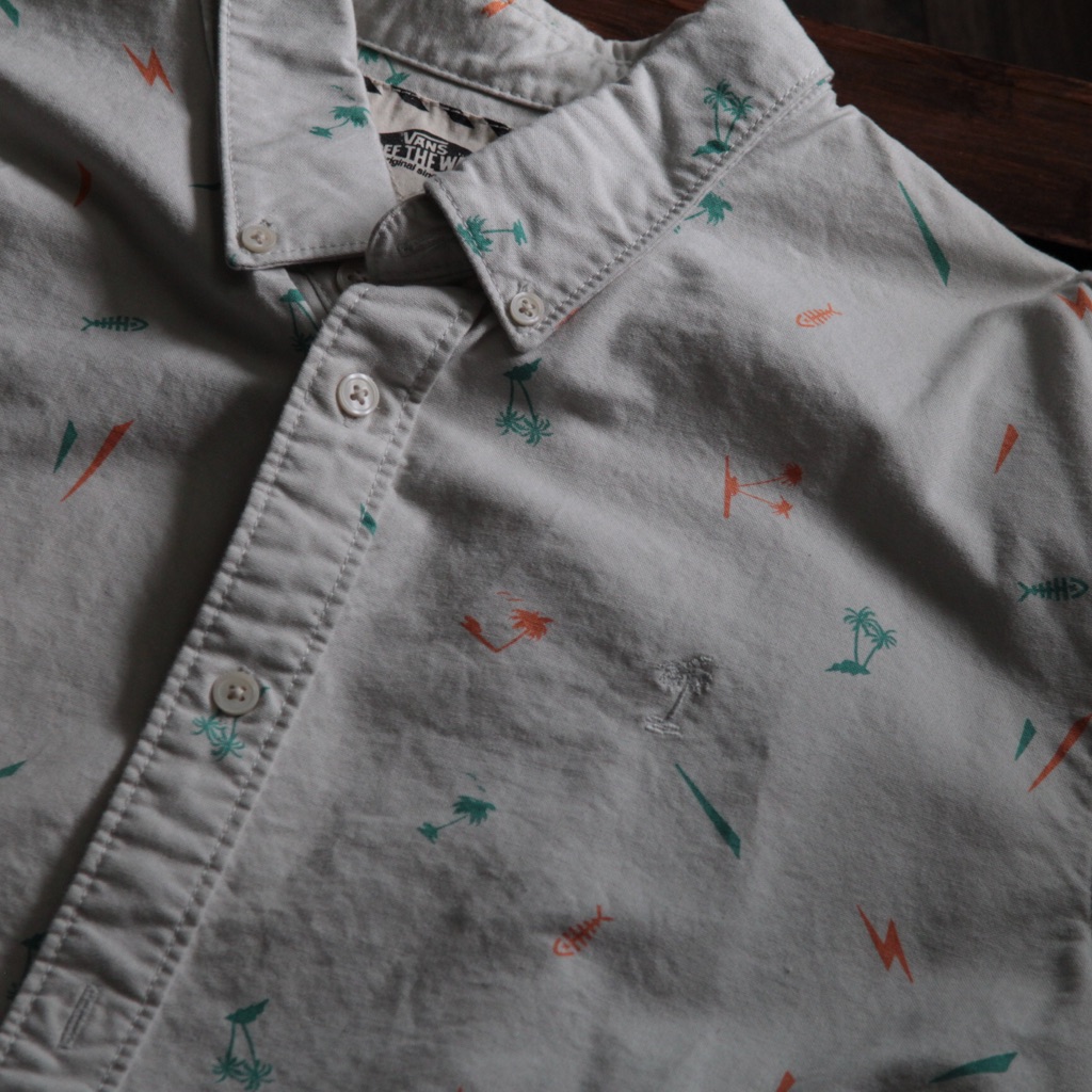 Vans Surf Button Up - L